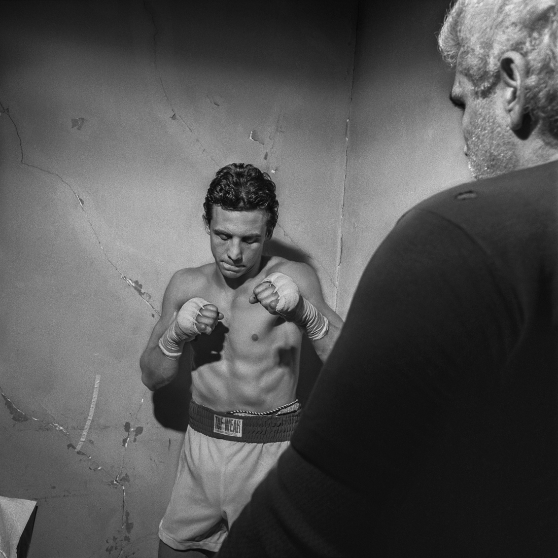 3_©LarryFink_01_Philadelphia 1-90 (7, #50)